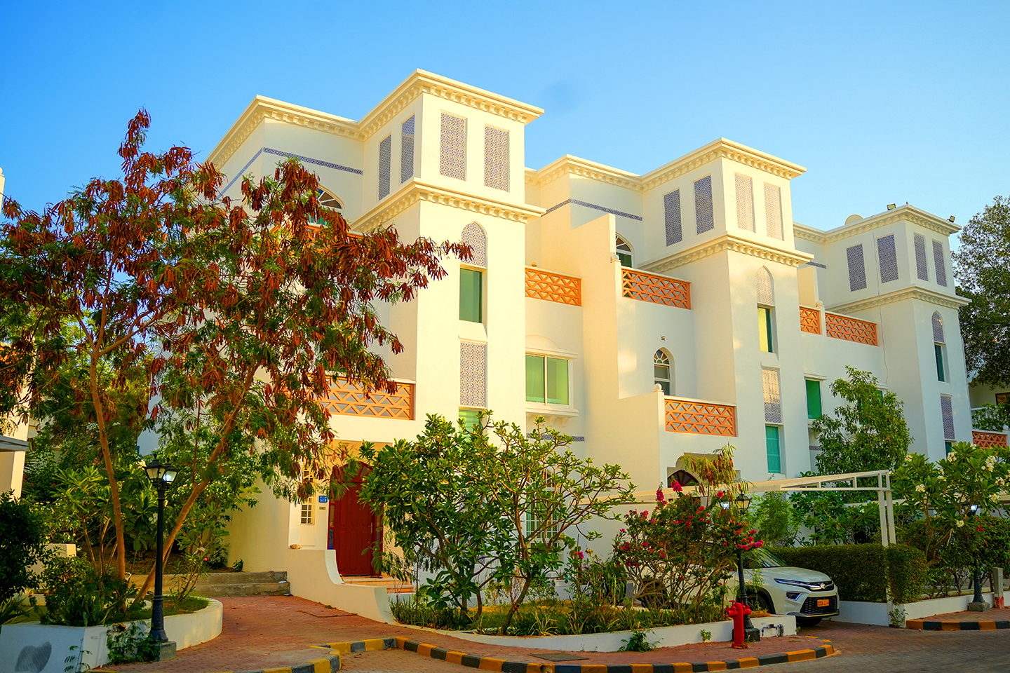 MIRBAT TERRACE (Road Facing)